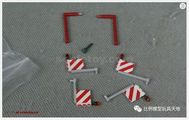支撐腿，警示燈，警示牌等。